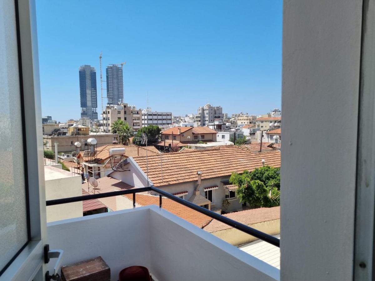 Ikaros Boutique Apartment Лимасол Екстериор снимка
